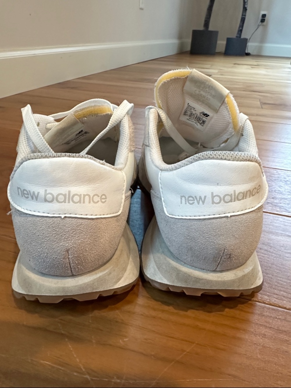 New Balance Neutral Beige & White Casual Sneakers - Picture 4 of 6